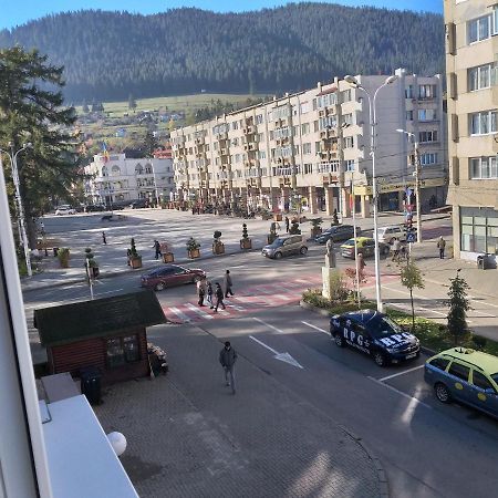 Luxury-Apartment Ultracentral Câmpulung Moldovenesc Eksteriør billede